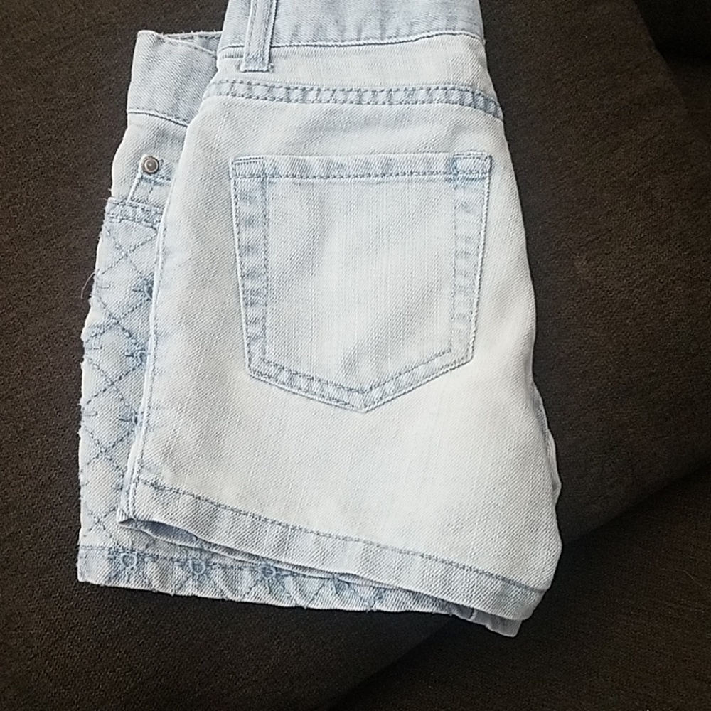 Shorts - Picture 2 of 2